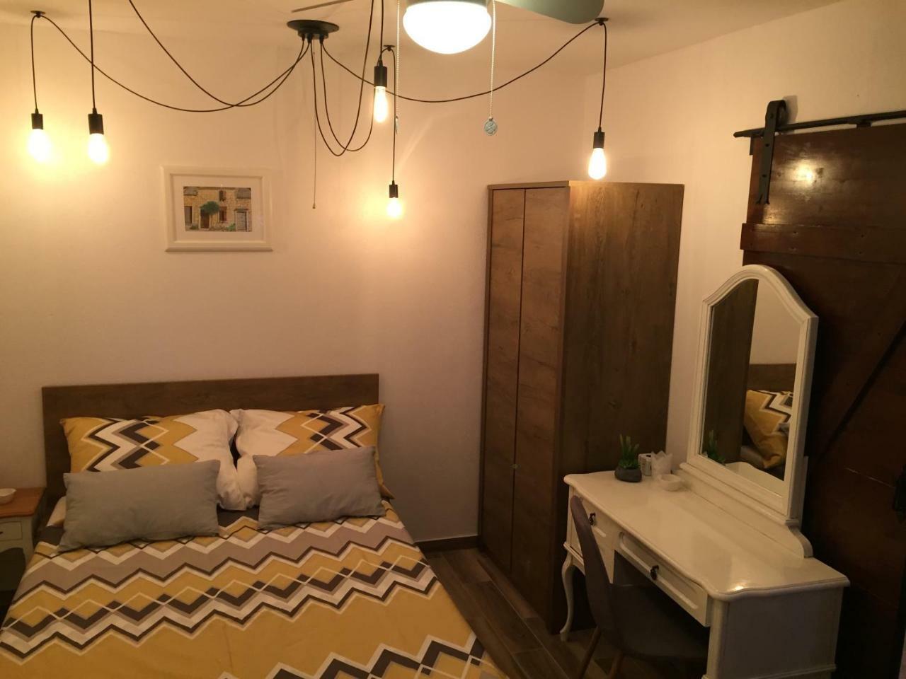 Boba'S House Apartment Sutivan Luaran gambar