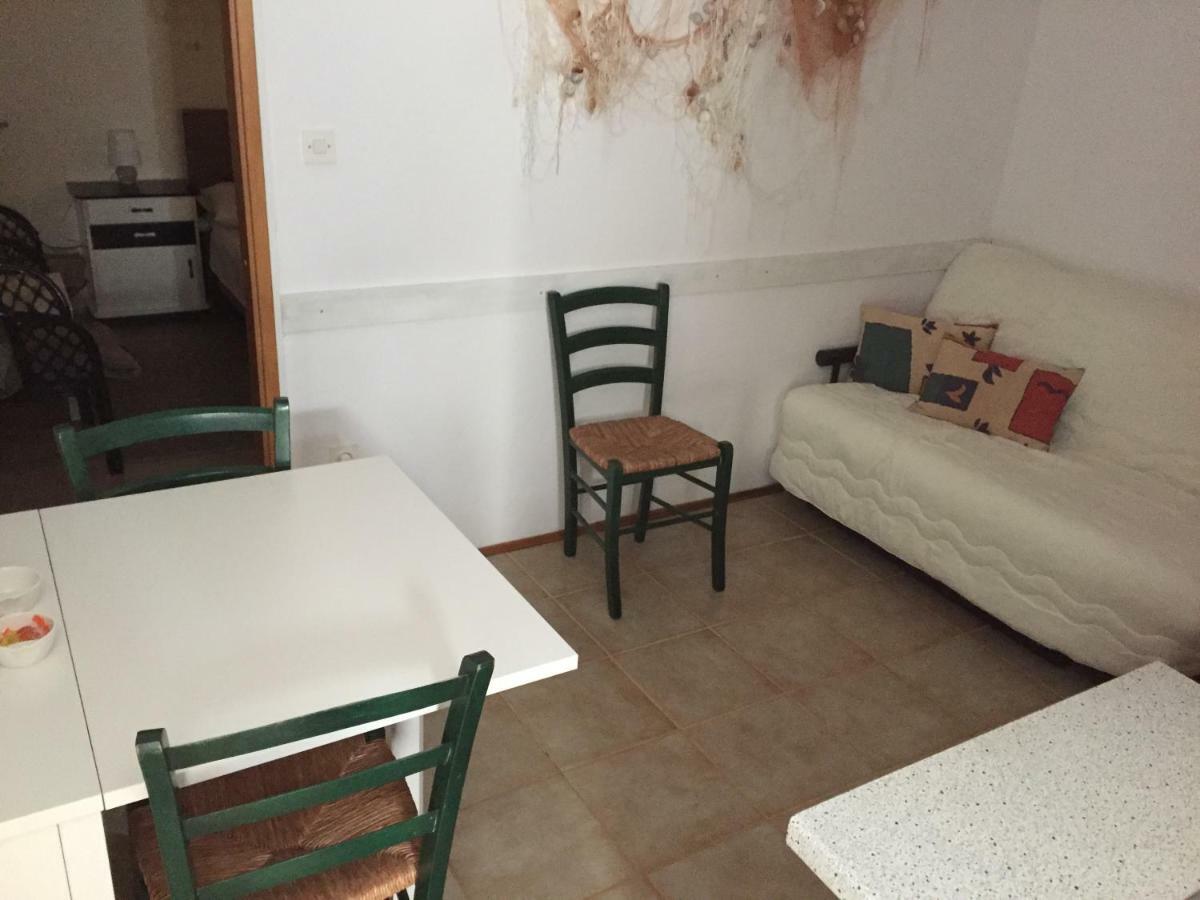 Boba'S House Apartment Sutivan Luaran gambar